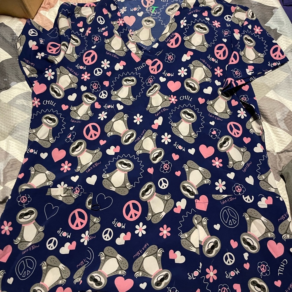 Scrub top